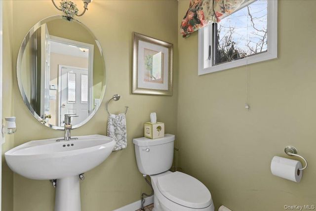 54 Driftwood, Somers, NY 10589