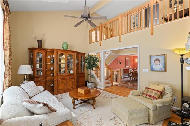 54 Driftwood, Somers, NY 10589