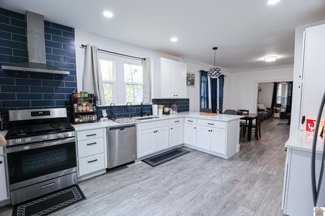 4890 Hendron Rd, Paducah, KY 42003