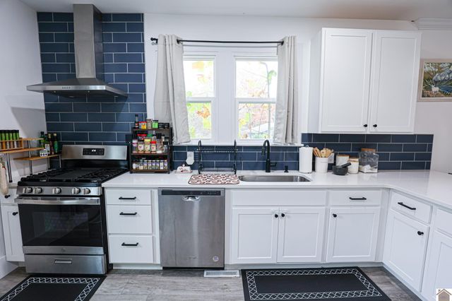 4890 Hendron Rd, Paducah, KY 42003