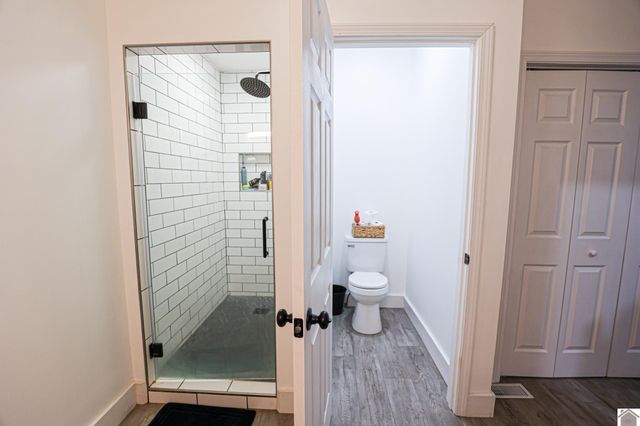 4890 Hendron Rd, Paducah, KY 42003