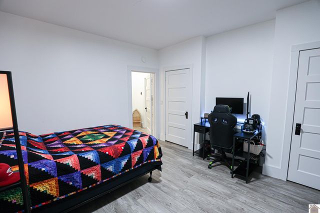 4890 Hendron Rd, Paducah, KY 42003