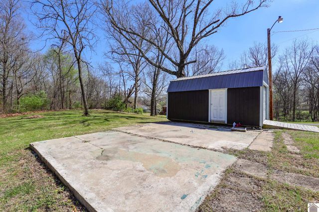 4890 Hendron Rd, Paducah, KY 42003