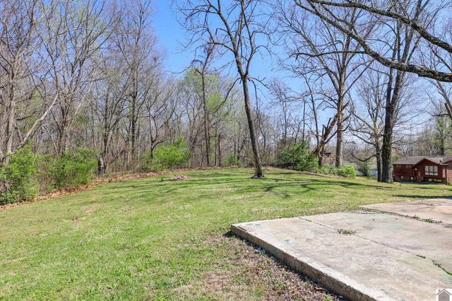 4890 Hendron Rd, Paducah, KY 42003