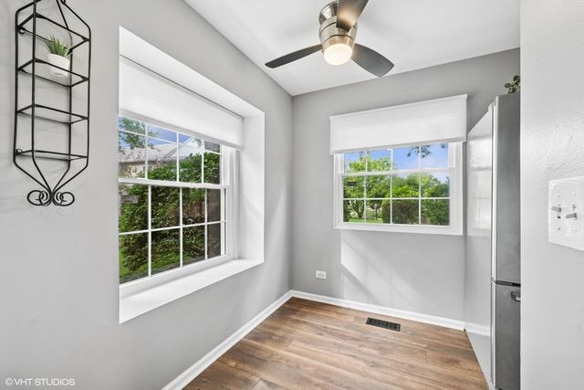 627 Ascot Lane, Streamwood, IL 60107