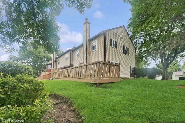 627 Ascot Lane, Streamwood, IL 60107