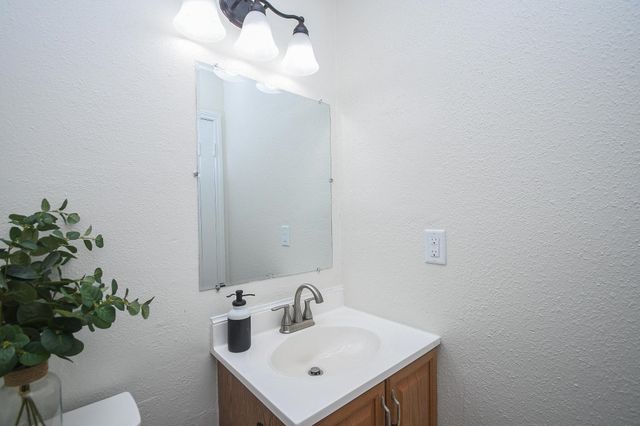 1215 Pinecroft Drive, Sugar Land, TX 77498
