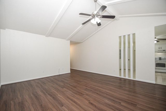 1215 Pinecroft Drive, Sugar Land, TX 77498