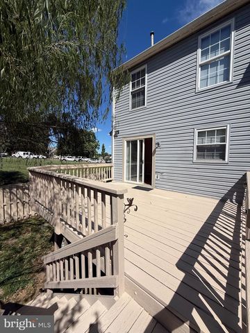12700 NETTLECREEK PL, Woodbridge, VA 22192