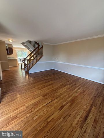 12700 NETTLECREEK PL, Woodbridge, VA 22192
