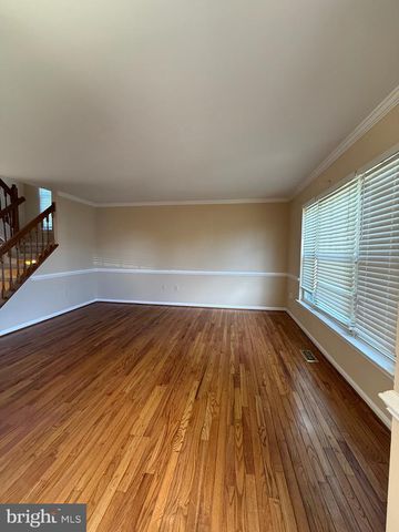 12700 NETTLECREEK PL, Woodbridge, VA 22192