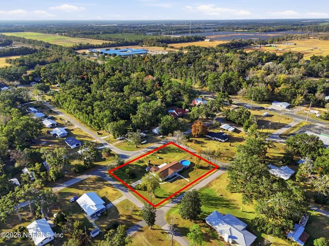 311 SW 4TH Street, Trenton, FL 32693