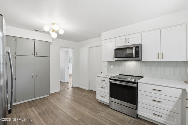 311 SW 4TH Street, Trenton, FL 32693