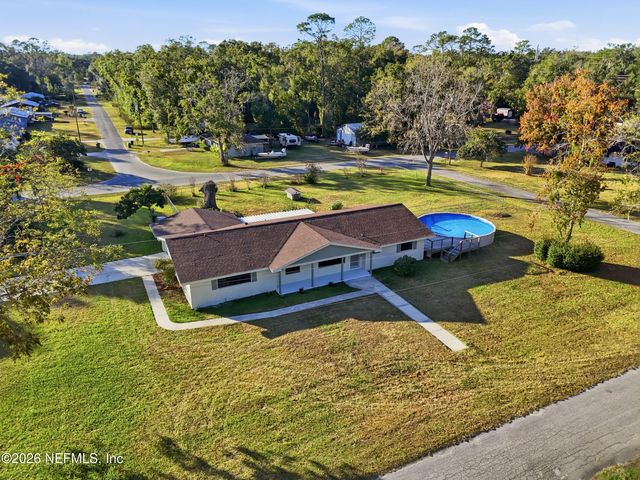 311 SW 4TH Street, Trenton, FL 32693