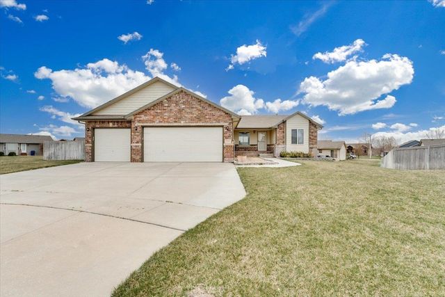 2214 S Limuel Ct, Wichita, KS 67235