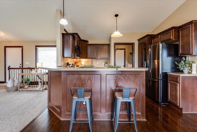 2214 S Limuel Ct, Wichita, KS 67235