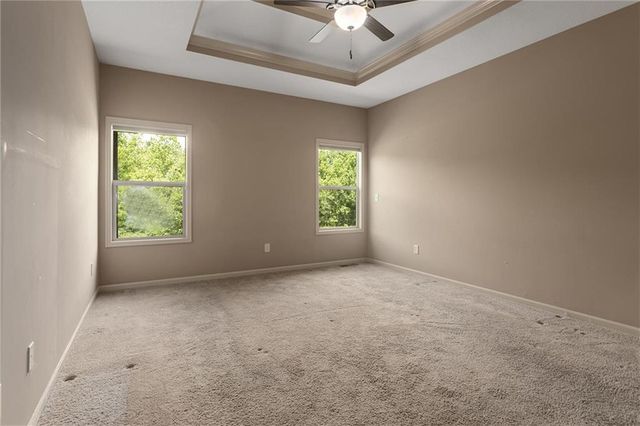 7804 N Walrond Avenue, Kansas City, MO 64119