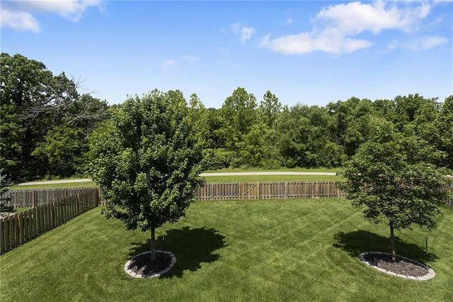 7804 N Walrond Avenue, Kansas City, MO 64119