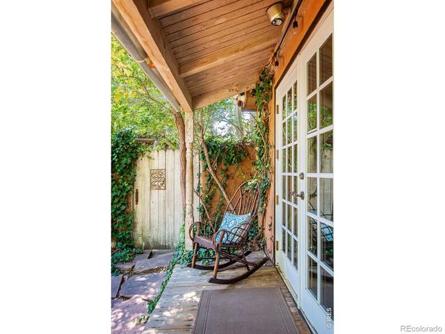 2525 Topaz Drive, Boulder, CO 80304