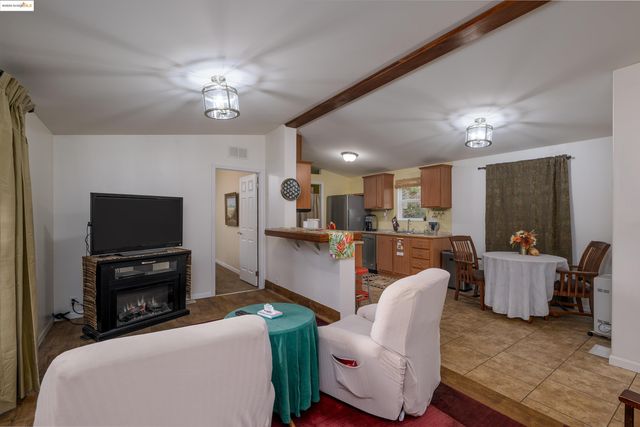 22608 Cedarcrest Rd, Sonora, CA 95370