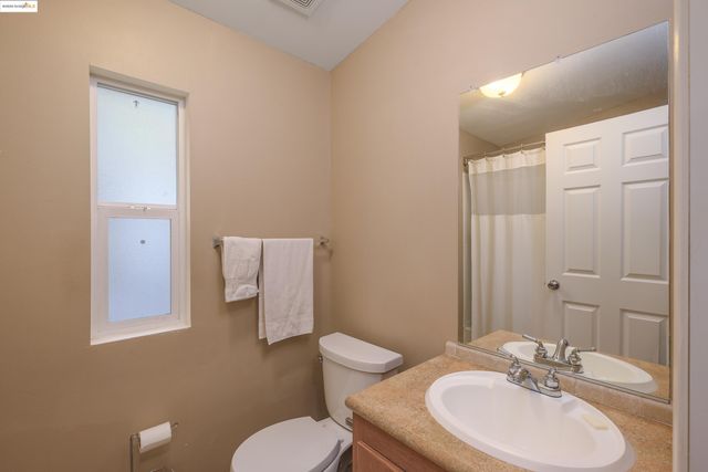 22608 Cedarcrest Rd, Sonora, CA 95370