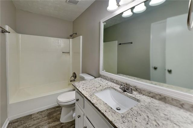 265 Castleair Drive NE, Kennesaw, GA 30144