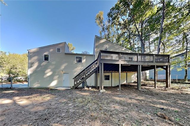 265 Castleair Drive NE, Kennesaw, GA 30144