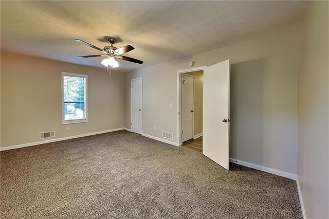 265 Castleair Drive NE, Kennesaw, GA 30144