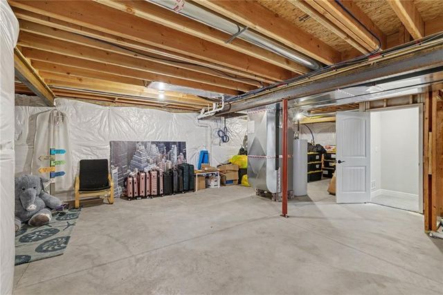 10931 N Bristol Avenue, Kansas City, MO 64156