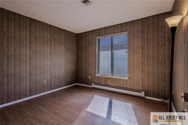 30 Larch Plaza 30A, Monroe, NJ 08831