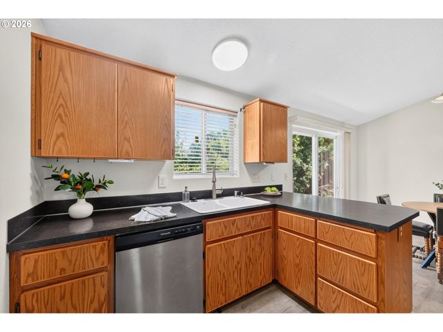 13670 Se BUSH St, Portland, OR 97236