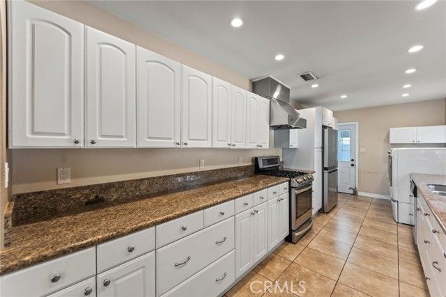 3973 Knoxville, Long Beach, CA 90808