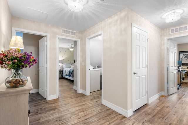 5580 NW Pine Trail Circle, Port St. Lucie, Port St Lucie, FL 34983