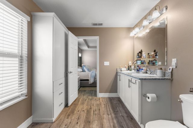 5580 NW Pine Trail Circle, Port St. Lucie, Port St Lucie, FL 34983