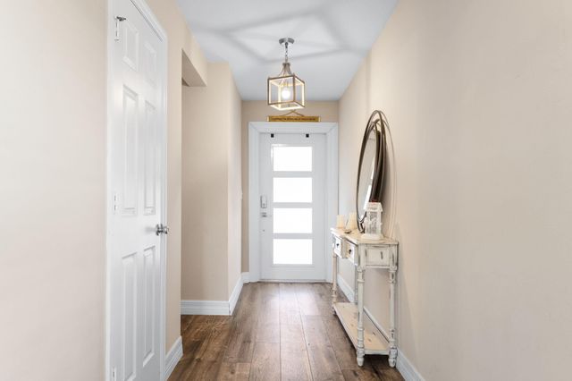 5580 NW Pine Trail Circle, Port St. Lucie, Port St Lucie, FL 34983