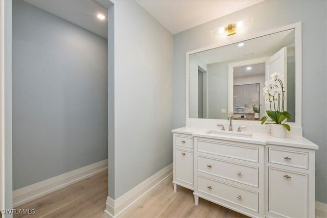 1820 Gulf Shore BLVD N 402-403, Naples, FL 34102