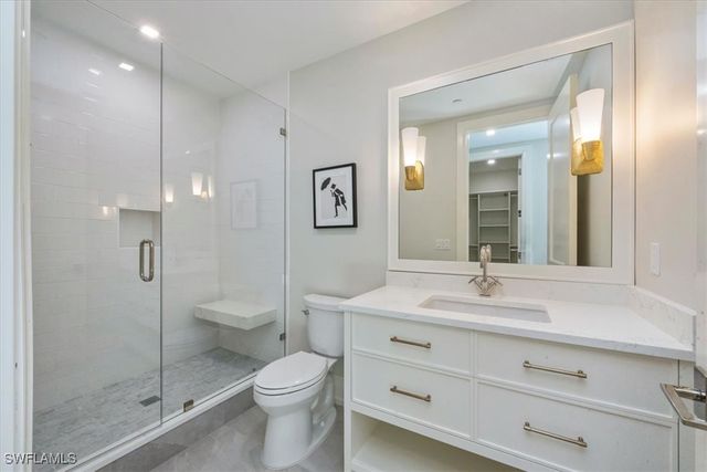 1820 Gulf Shore BLVD N 402-403, Naples, FL 34102