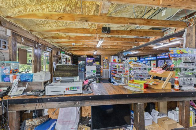 1577 Cheatham Dam Rd, Ashland City, TN 37015
