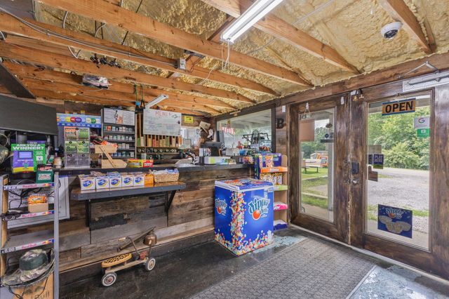 1577 Cheatham Dam Rd, Ashland City, TN 37015