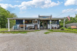 1577 Cheatham Dam Rd, Ashland City, TN 37015