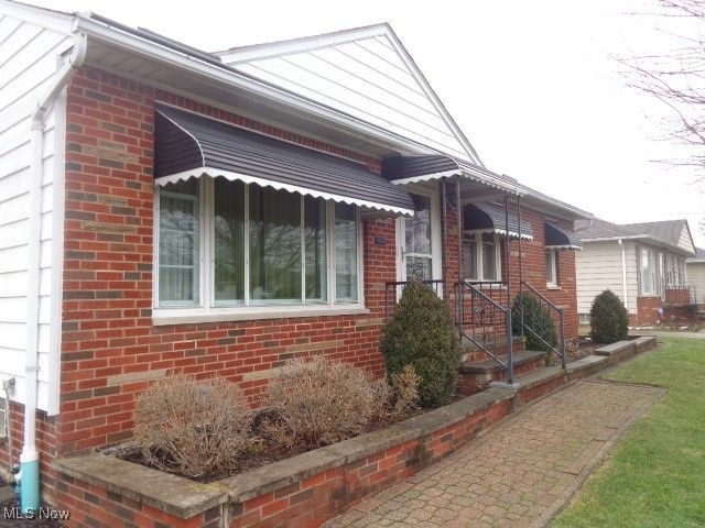 11092 Naomi Drive, Parma, OH 44130