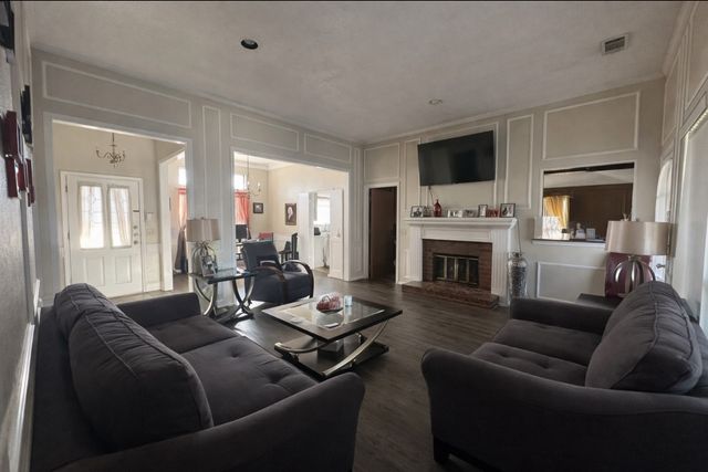 2117 Liverpool Drive, Plano, TX 75025