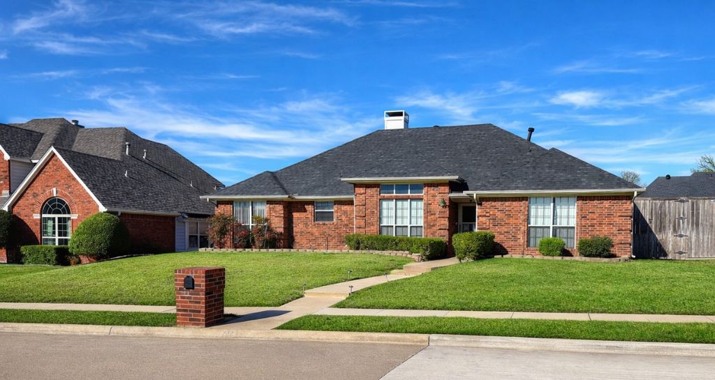 2117 Liverpool Drive, Plano, TX 75025