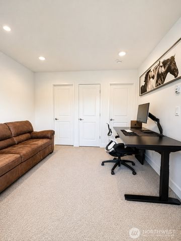 1210 Boulder Way SE, North Bend, WA 98045