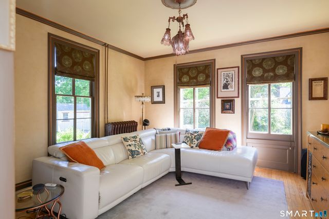18 Church Street, Redding, CT 06896