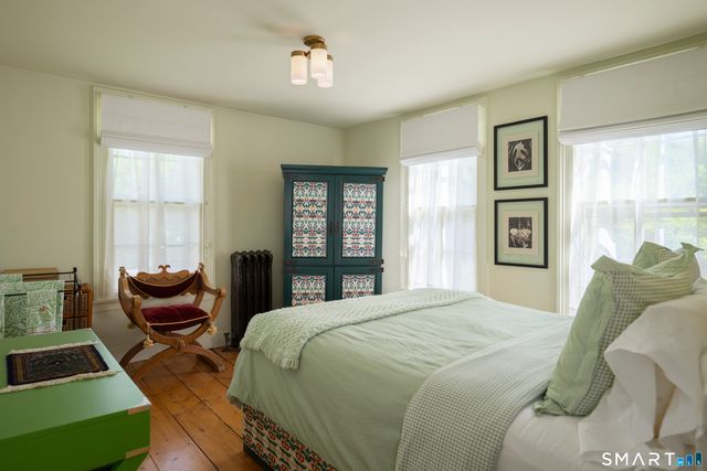 18 Church Street, Redding, CT 06896