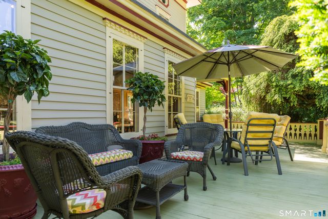 18 Church Street, Redding, CT 06896