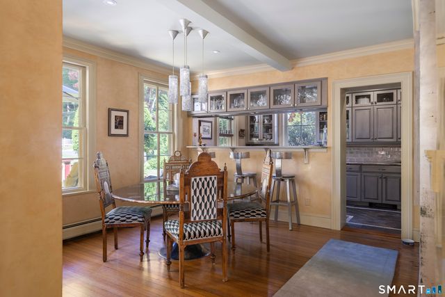 18 Church Street, Redding, CT 06896