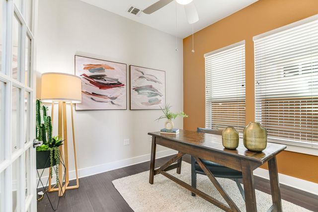 2405 Moreno ST, Austin, TX 78723