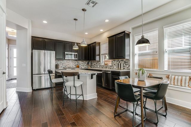 2405 Moreno ST, Austin, TX 78723